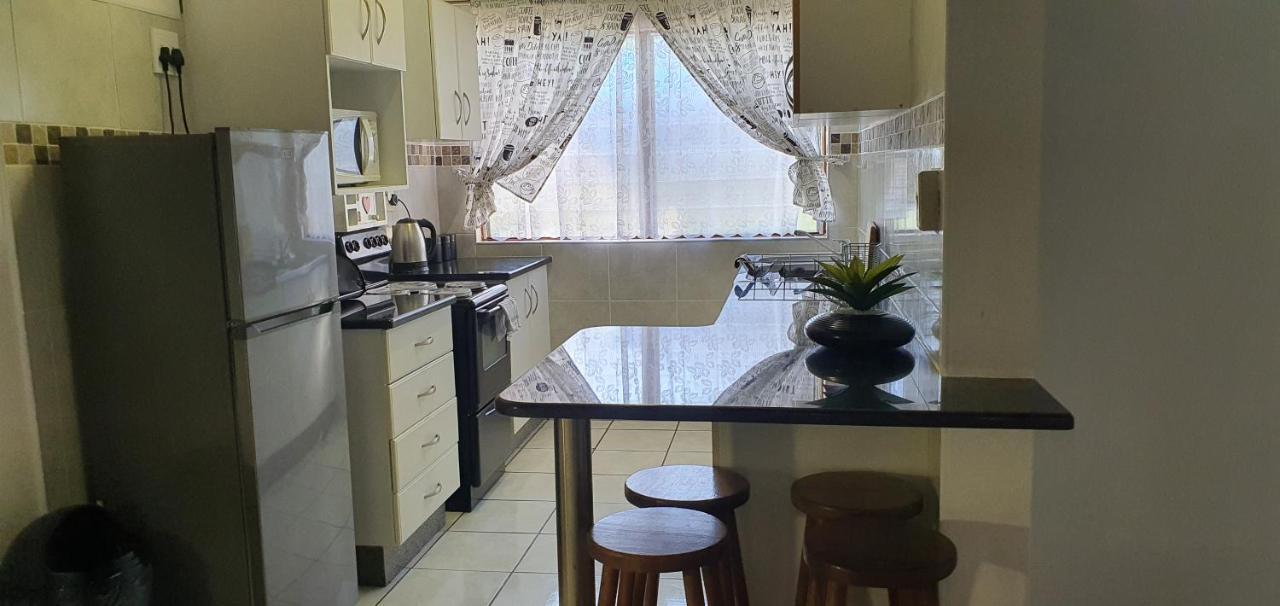 11 Manzini -timone's Retreat